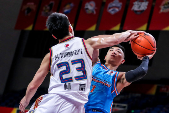 华体会官网下载-关于克里夫兰骑士窗口期官宣签约，志在CBA季后赛名次提升，管理层满意，球探报告显示潜力的信息