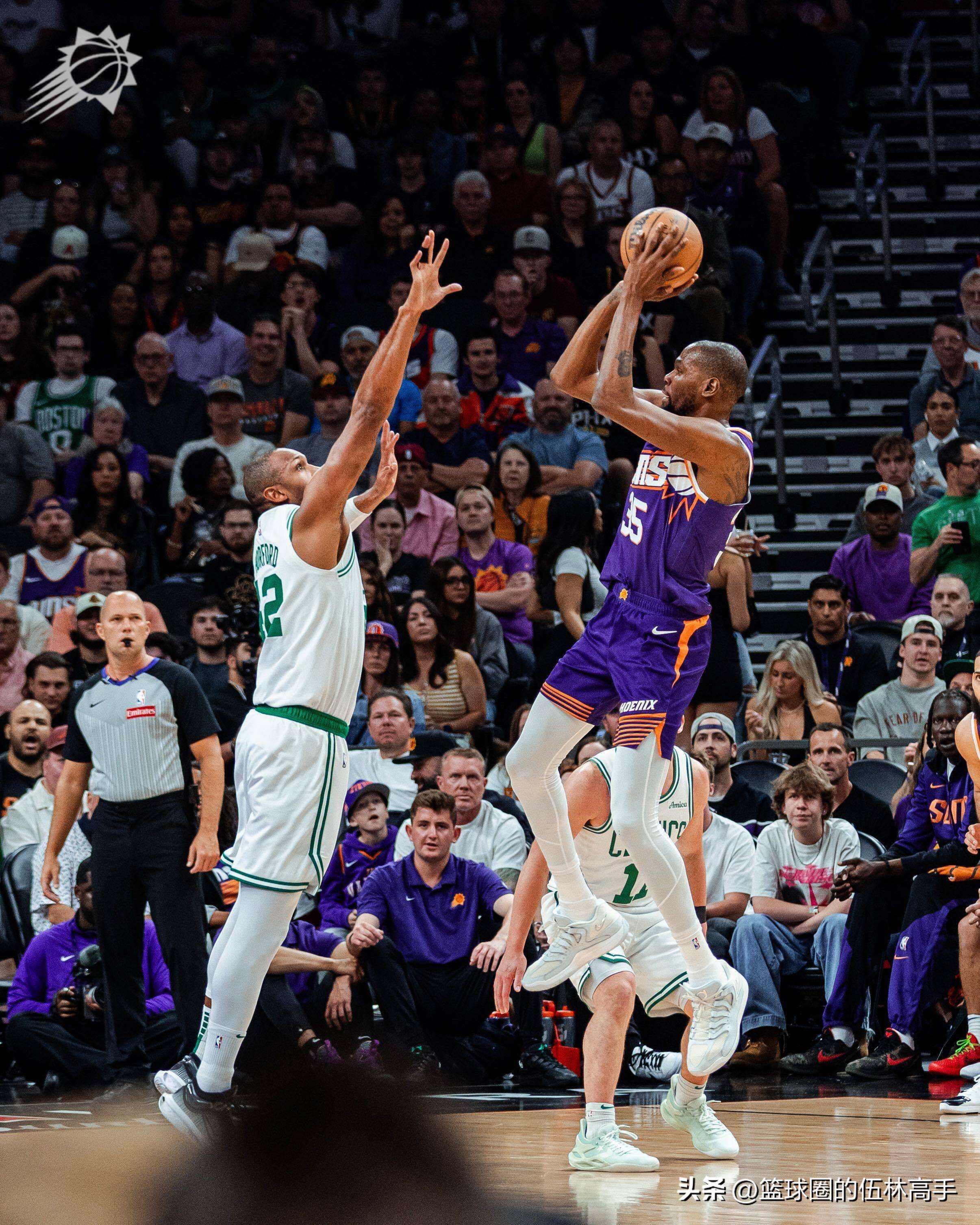 华体会-包含窗口期菲尼克斯太阳豪取连胜：中超节点到来，气氛紧张，更衣室氛围转暖的词条